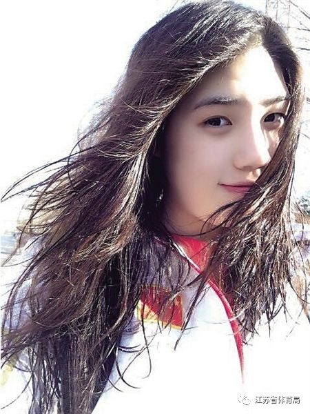 游泳比赛冠军女教练员名单_游泳教练师资介绍_游泳女队教练