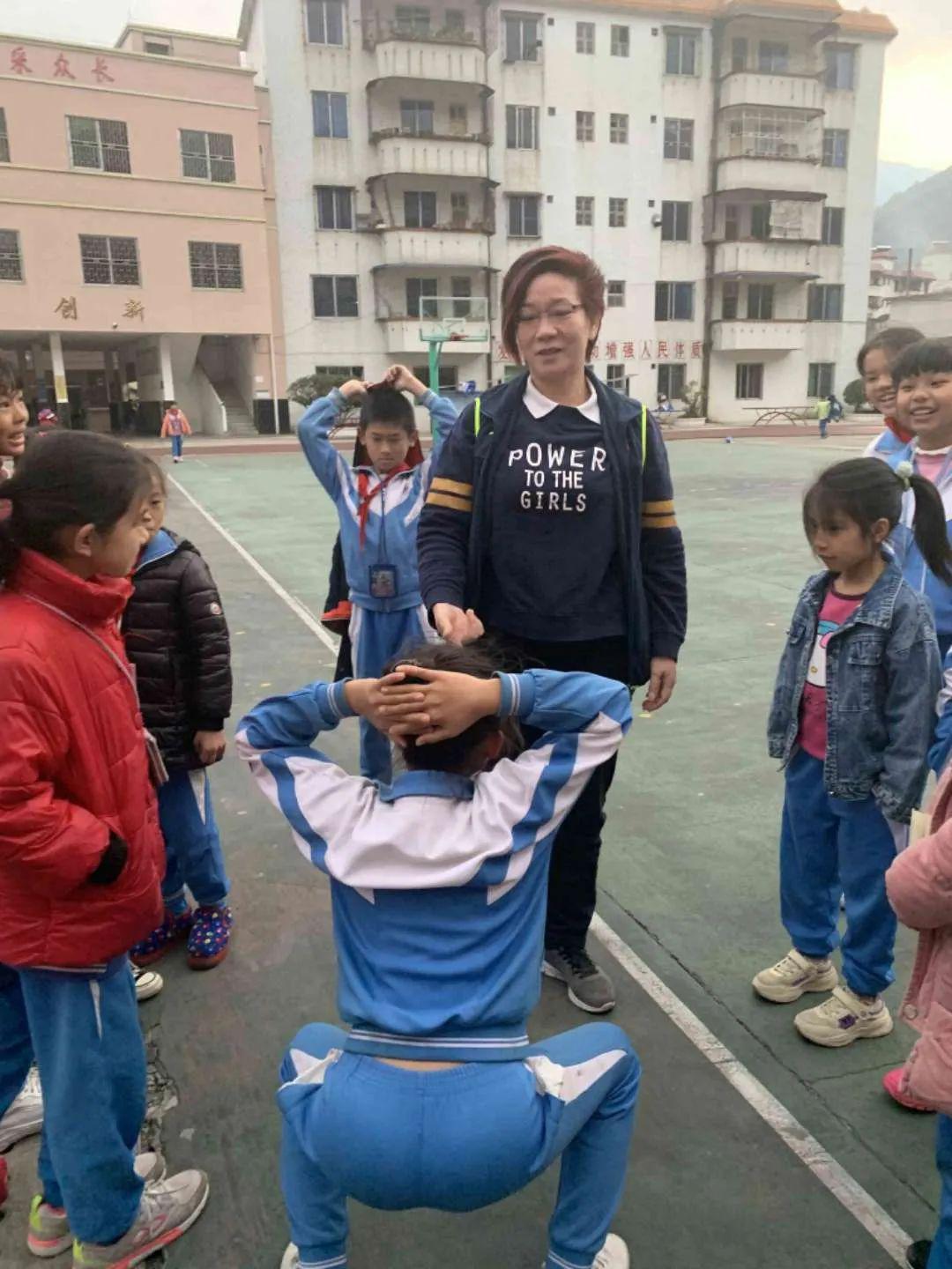 奥运举重冠军_江油市举重奥运冠军是谁_奥运举重冠军能得多少钱
