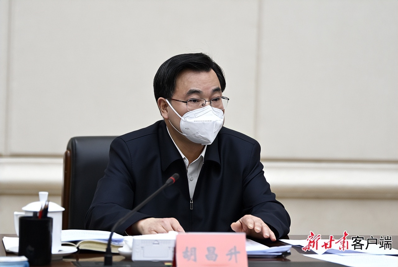 兰中篮球冠军_你知道篮球冠军是谁吗_《篮球冠军》