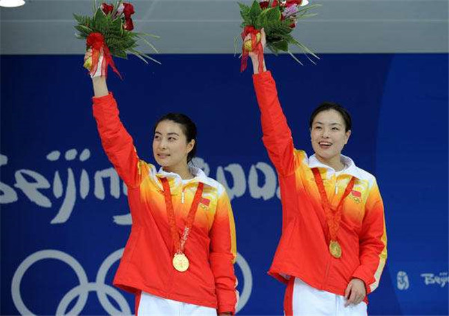 游泳奥运冠军女有哪些中国_游泳奥运冠军女生_女游泳奥运冠军