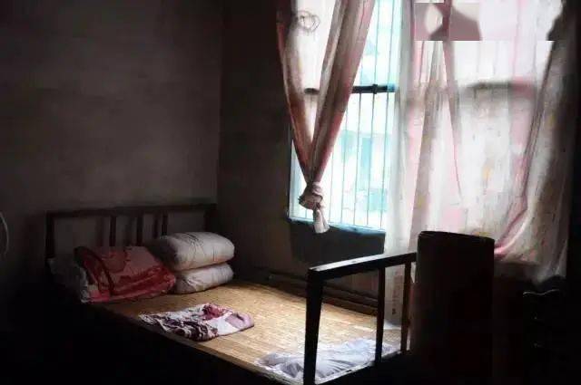 举重运动员谌利军夺冠_举重冠军谌利军奖励了啥_2021举重金牌获得者谌利军